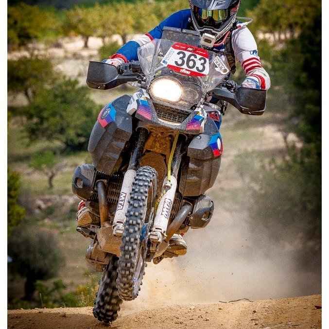 Vinilo: Dale un cambio de "Look" a tu moto! Vinilos Uniracing para BMW R 1200 GS