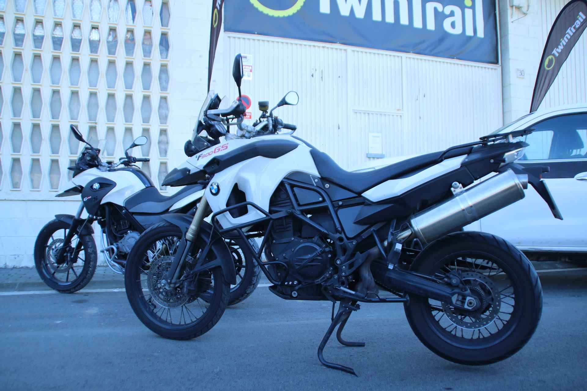 Alquila una BMW para venir a un curso on un tour BMW GS de Alquiler en TwinTrail Experience