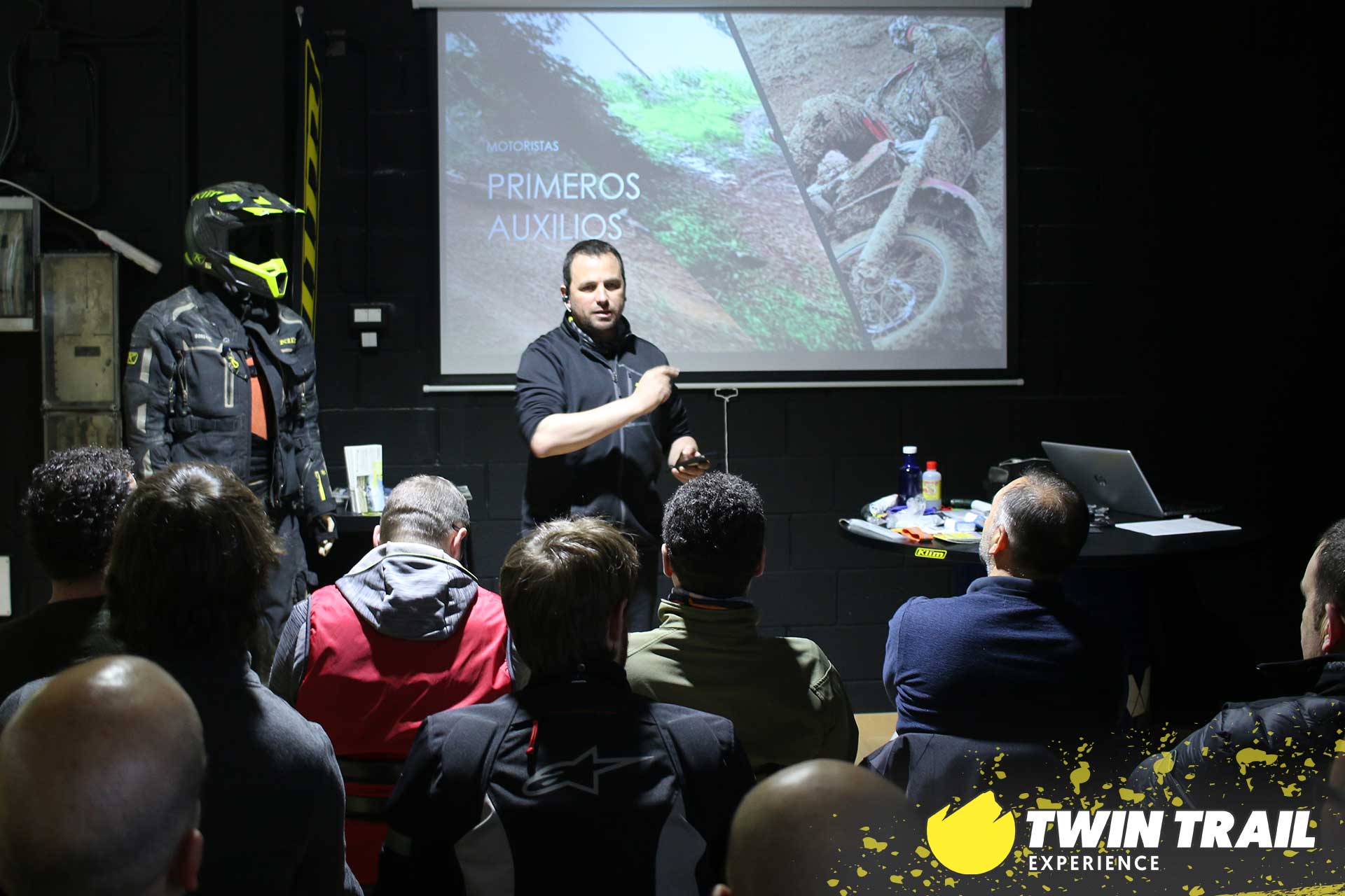 Fantástico Workshop de primeros Auxilios! TwinTrail Workshop - Primeros Auxilios