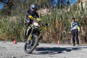 Alquiler moto twintrail bmw